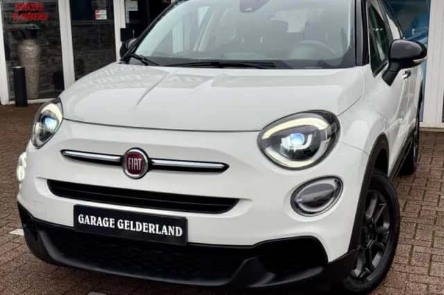 Fiat 500X (2019) thumbnail 3