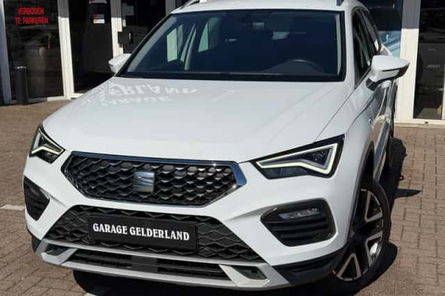 SEAT Ateca (2023) thumbnail 2