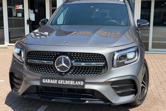 Mercedes-Benz GLB-Klasse (2022) thumbnail 3
