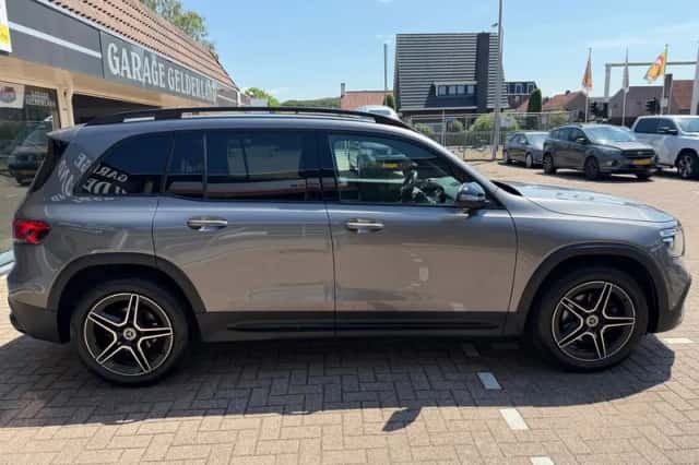 Mercedes-Benz GLB-Klasse (2022) thumbnail 6