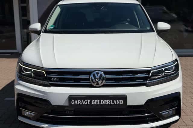 Volkswagen Tiguan (2018) thumbnail 5