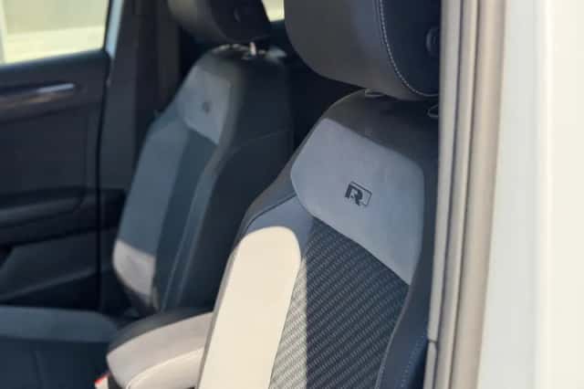 Volkswagen T-Roc (2019) thumbnail 5