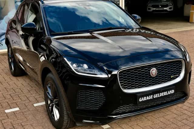 Jaguar E-Pace (2020) thumbnail 5