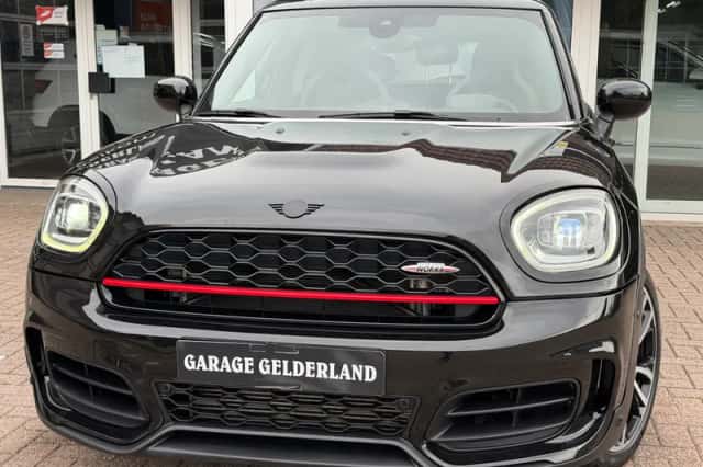 MINI Countryman (2021) thumbnail 3
