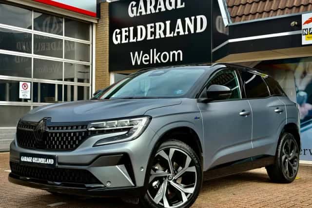 Renault Austral (2024) thumbnail 1