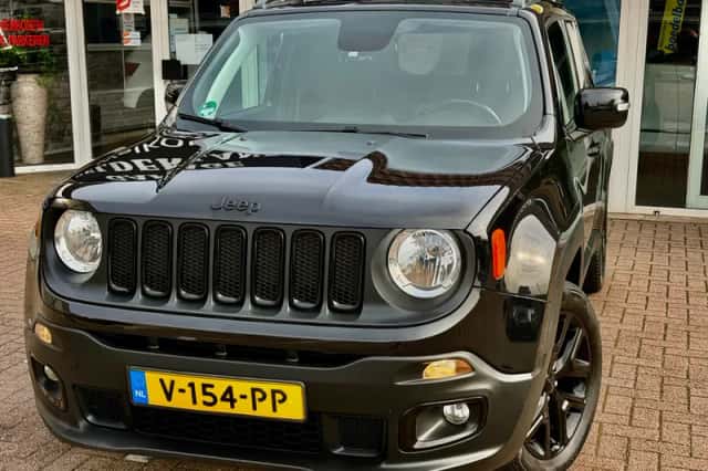 Jeep Renegade (2018) thumbnail 3