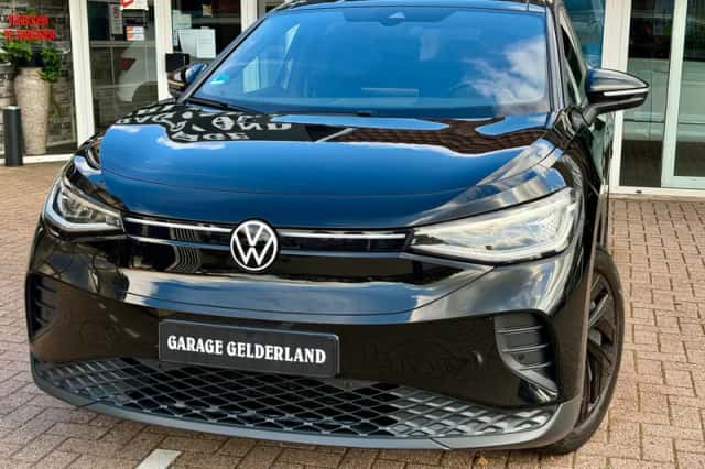 Volkswagen ID.4 (2024) thumbnail 3
