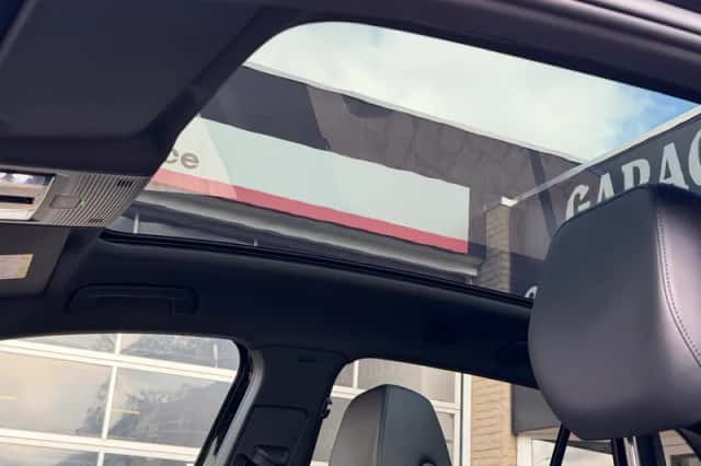 Volkswagen ID.4 (2024) thumbnail 5