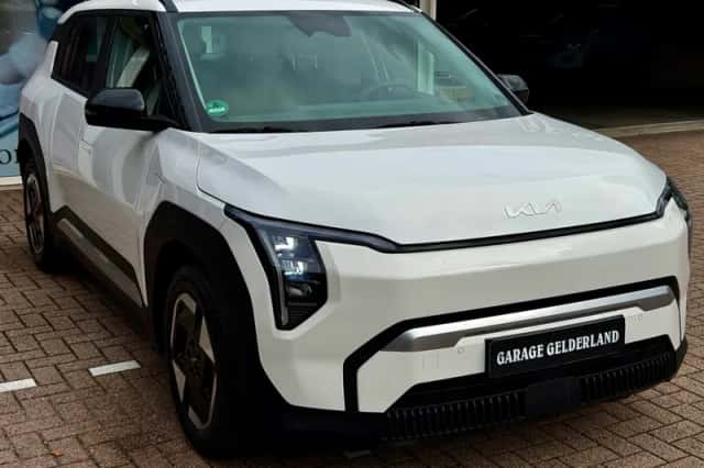 Kia EV3 (2025) thumbnail 5