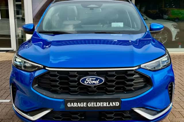 Ford Kuga (2024) thumbnail 6