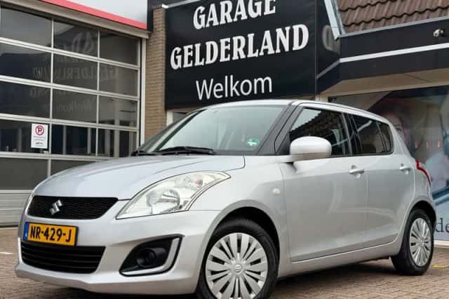 Suzuki Swift (2014) thumbnail 1