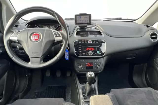 Fiat Abarth Punto (2015) thumbnail 16