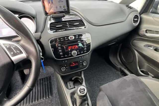 Fiat Abarth Punto (2015) thumbnail 21