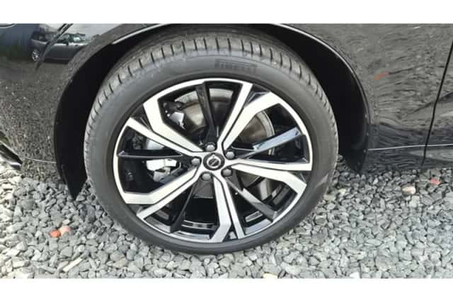 Volvo XC60 (2024) thumbnail 13