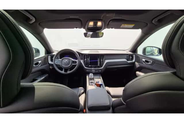 Volvo XC60 (2024) thumbnail 14