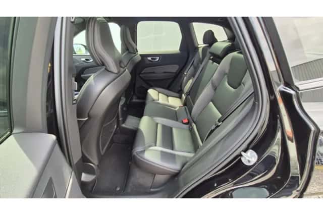 Volvo XC60 (2024) thumbnail 19