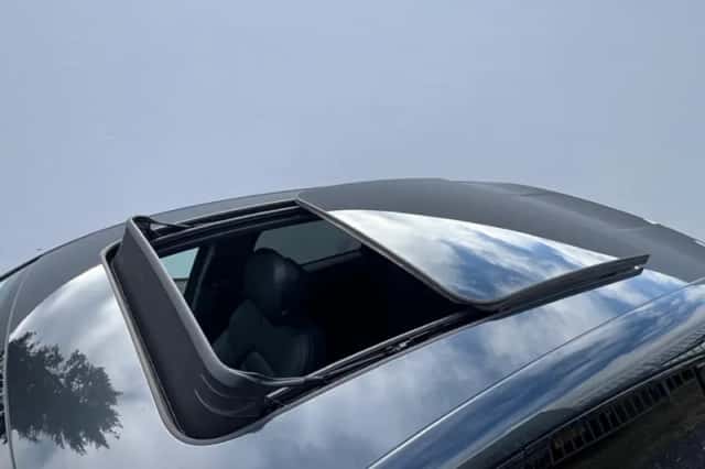 Porsche Macan (2020) thumbnail 12