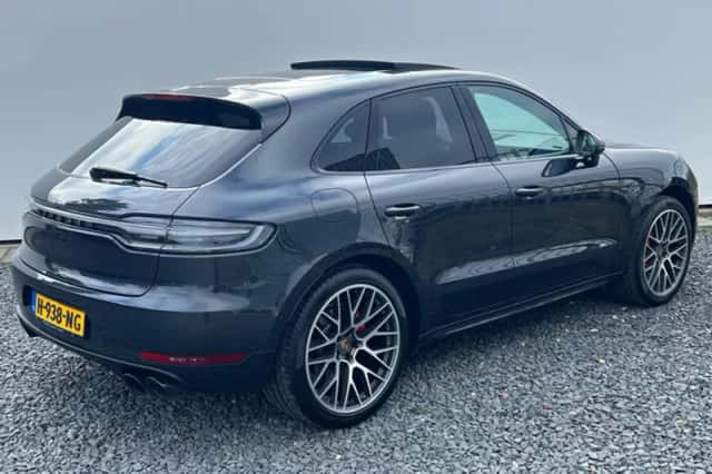 Porsche Macan (2020) thumbnail 6