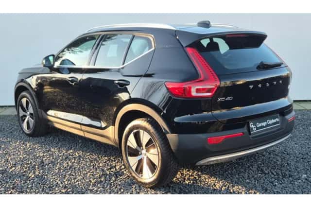 Volvo XC40 (2022) thumbnail 3