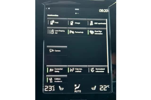 Volvo XC40 (2022) thumbnail 30