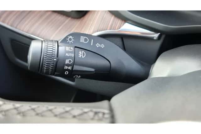 Volvo XC60 (2025) thumbnail 40