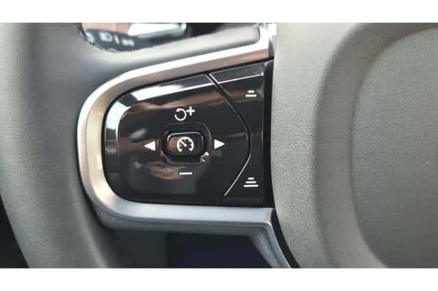 Volvo XC60 (2025) thumbnail 42