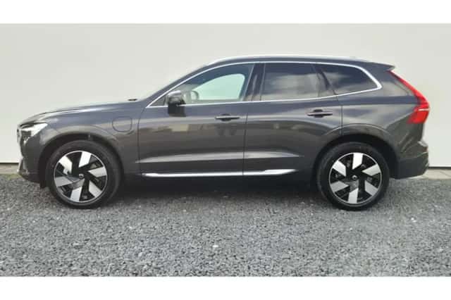 Volvo XC60 (2025) thumbnail 2