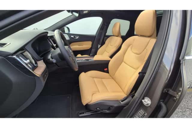 Volvo XC60 (2025) thumbnail 20