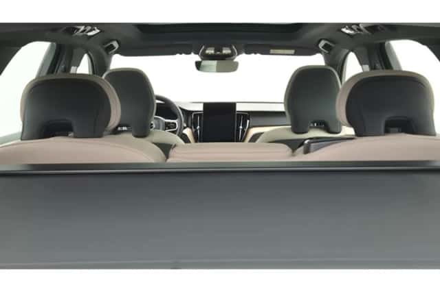 Volvo XC60 (2025) thumbnail 23