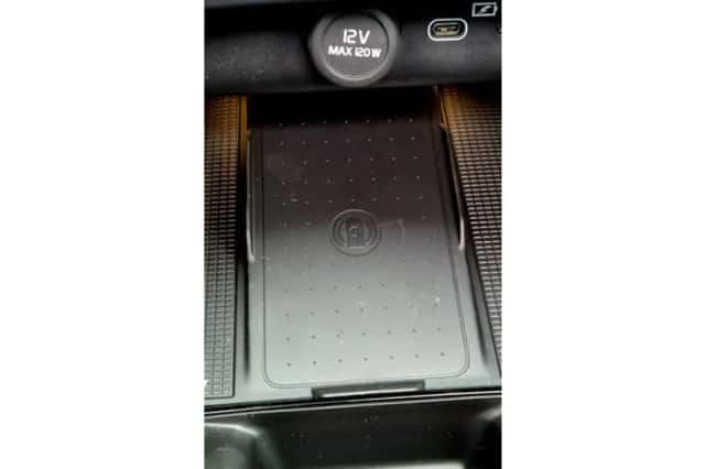 Volvo XC40 (2025) thumbnail 31
