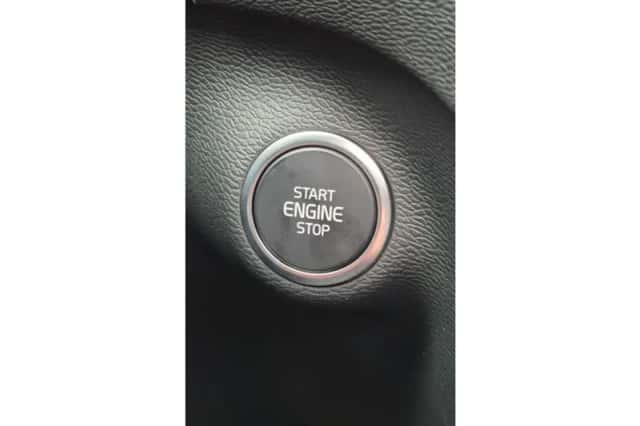 Volvo XC40 (2025) thumbnail 32