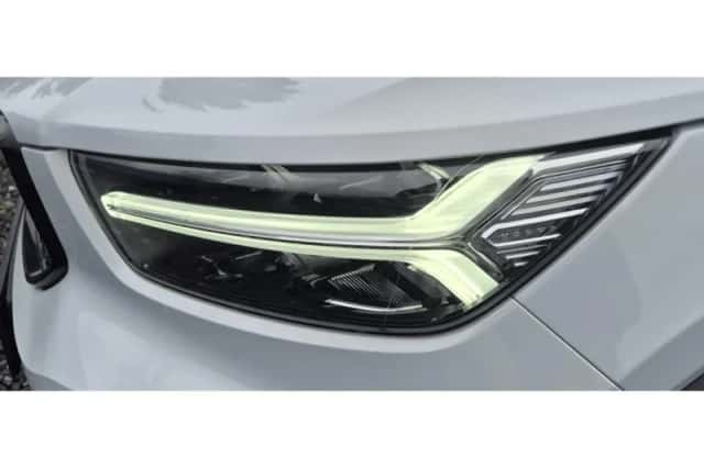 Volvo XC40 (2021) thumbnail 12
