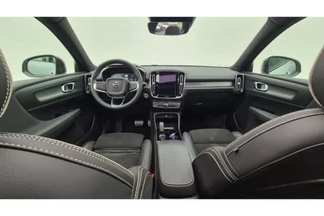 Volvo XC40 (2021) thumbnail 16