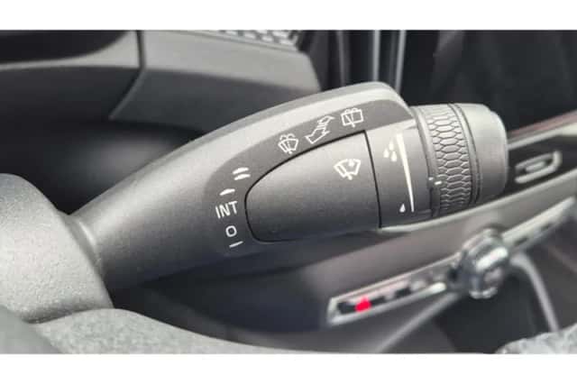 Volvo XC40 (2021) thumbnail 27