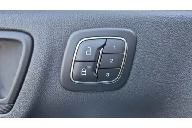 Ford Kuga (2026) thumbnail 25