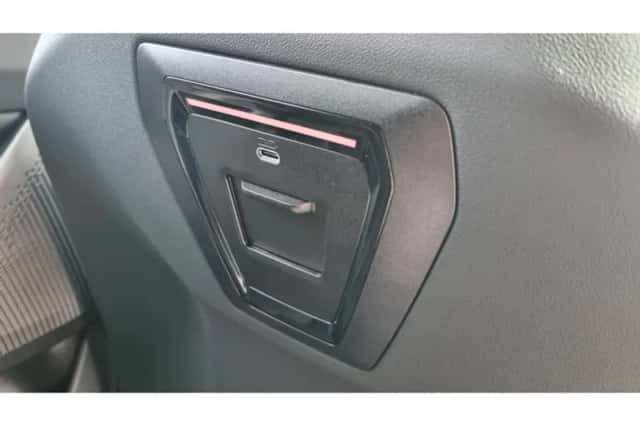 BMW Formentor VZ5 (2025) thumbnail 21