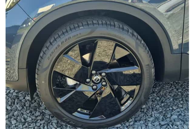 Volvo XC40 (2025) thumbnail 13