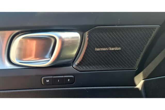 Volvo XC40 (2025) thumbnail 31
