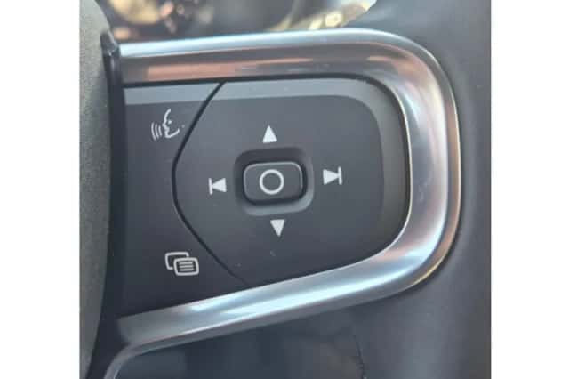 Volvo XC40 (2025) thumbnail 37