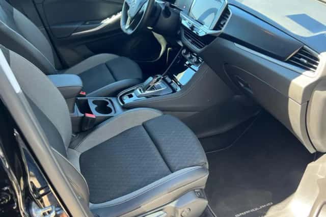 Opel Grandland X (2023) thumbnail 15