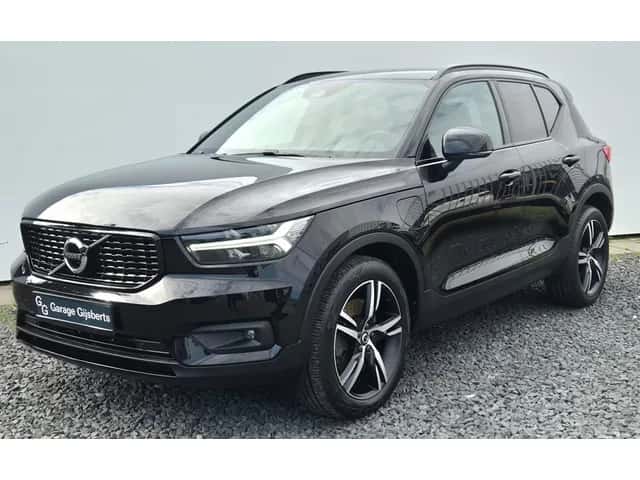 Volvo XC40 (2021) — foto 1