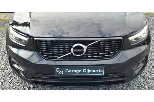 Volvo XC40 (2021) thumbnail 11