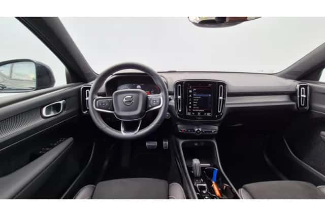 Volvo XC40 (2021) thumbnail 17
