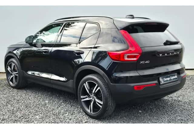 Volvo XC40 (2021) thumbnail 3