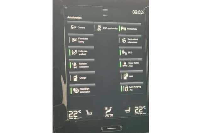 Volvo XC40 (2021) thumbnail 37