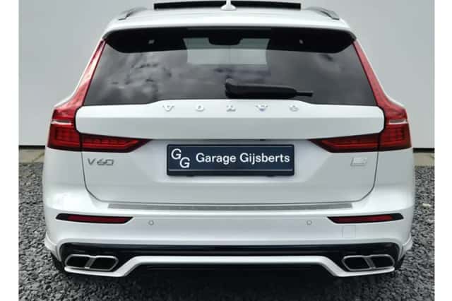 Volvo V60 (2022) thumbnail 4