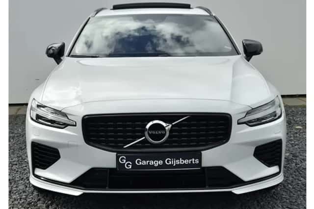 Volvo V60 (2022) thumbnail 9