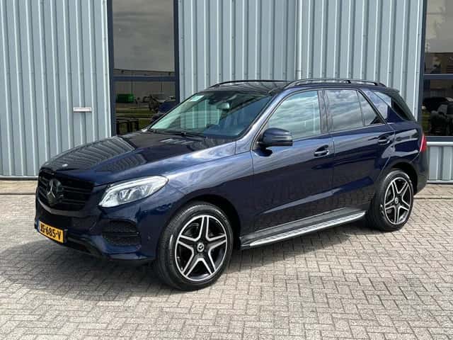 Mercedes-Benz GLE (2016) — foto 1