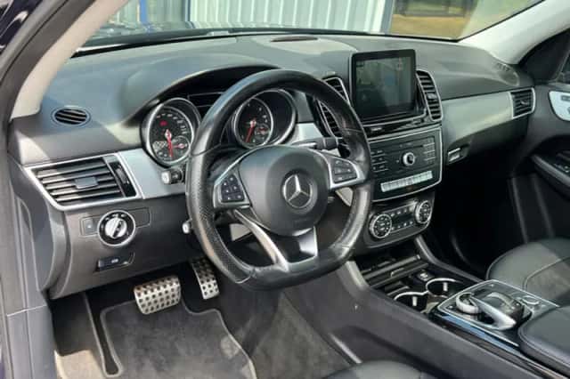 Mercedes-Benz GLE (2016) thumbnail 18
