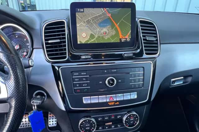 Mercedes-Benz GLE (2016) thumbnail 41